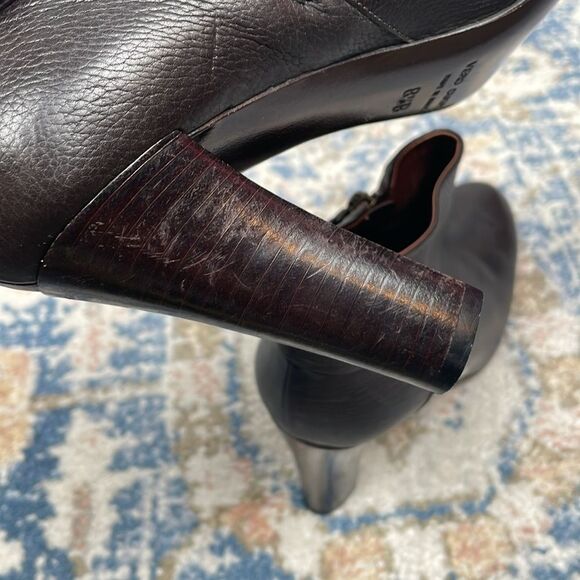 Banfi Zambrelli Heeled Boots Cropped Bootie Women’s 8.5 Brown Pebbled Leather - Picture 9 of 10